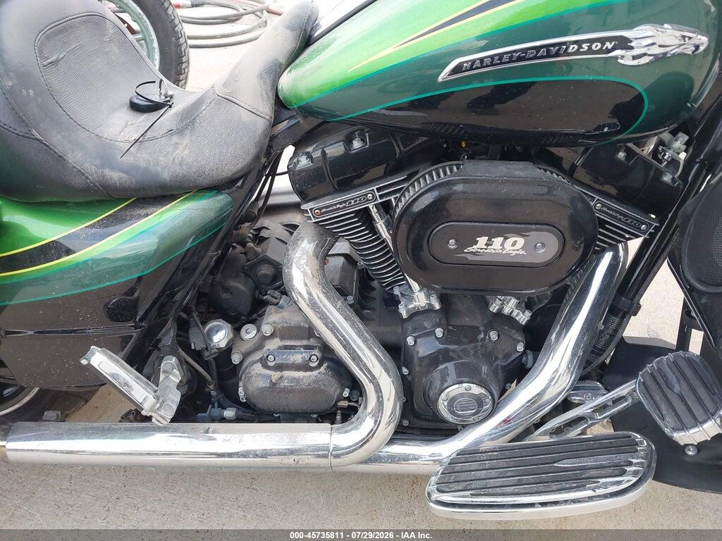 1HD1PZ811BB958085 2011 HARLEY-DAVIDSON FLHXSE2 photo no. 8