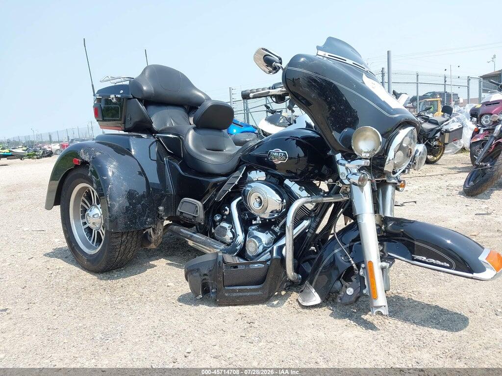 2011 HARLEY-DAVIDSON FLHTCUTG 1HD1MAM1XBB854937