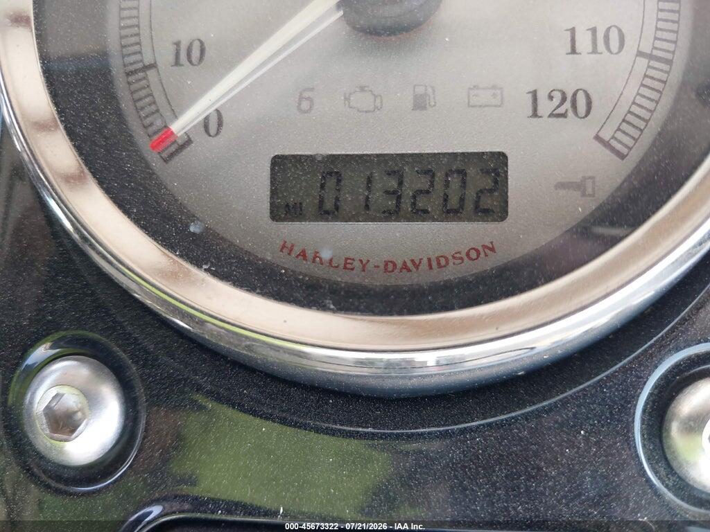 1HD1GP412BC325325 2011 HARLEY-DAVIDSON FXDWG photo no. 7