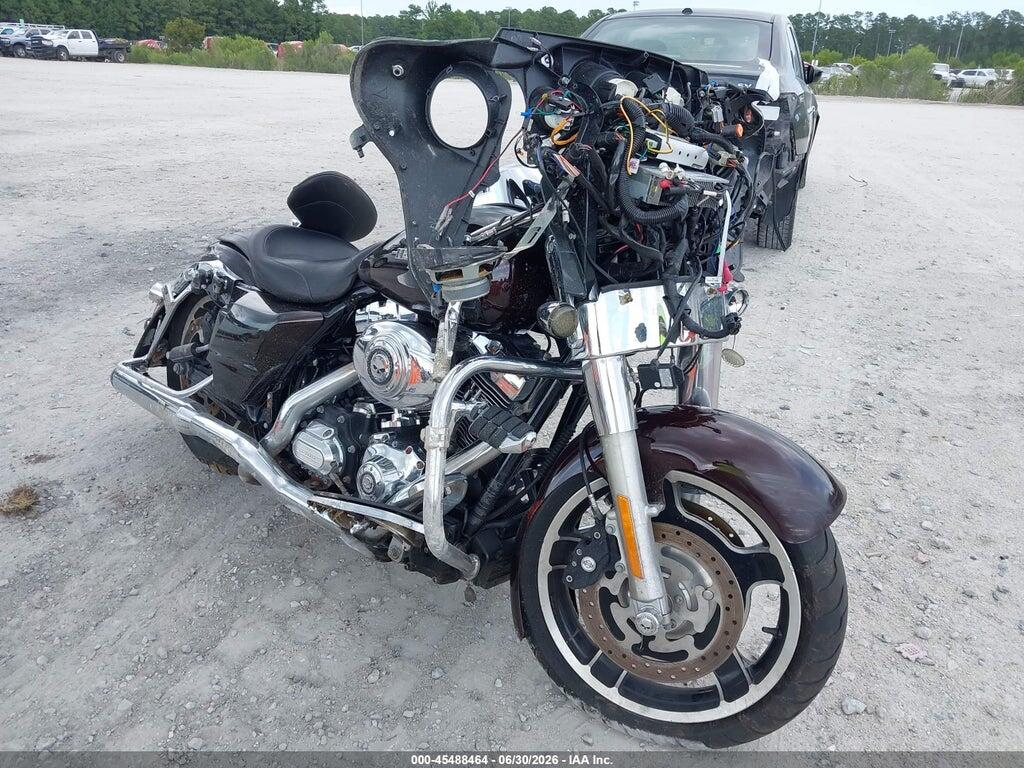 1HD1KBM15BB669660 2011 HARLEY-DAVIDSON FLHX photo no. 1