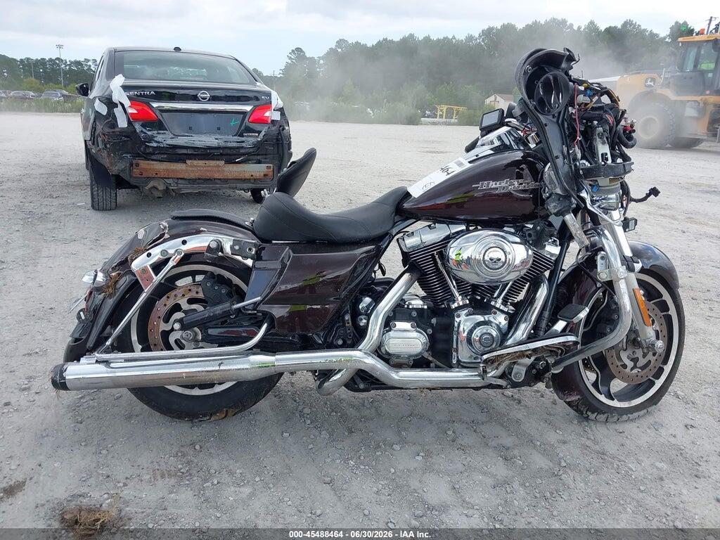 1HD1KBM15BB669660 2011 HARLEY-DAVIDSON FLHX photo no. 12