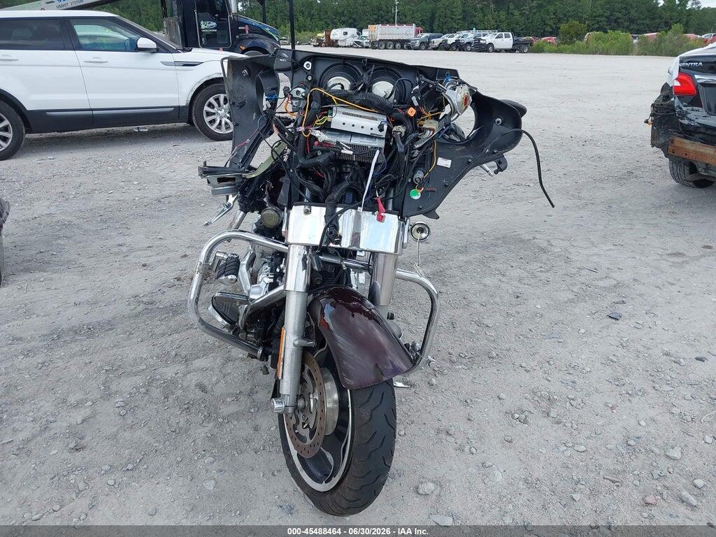 1HD1KBM15BB669660 2011 HARLEY-DAVIDSON FLHX photo no. 5