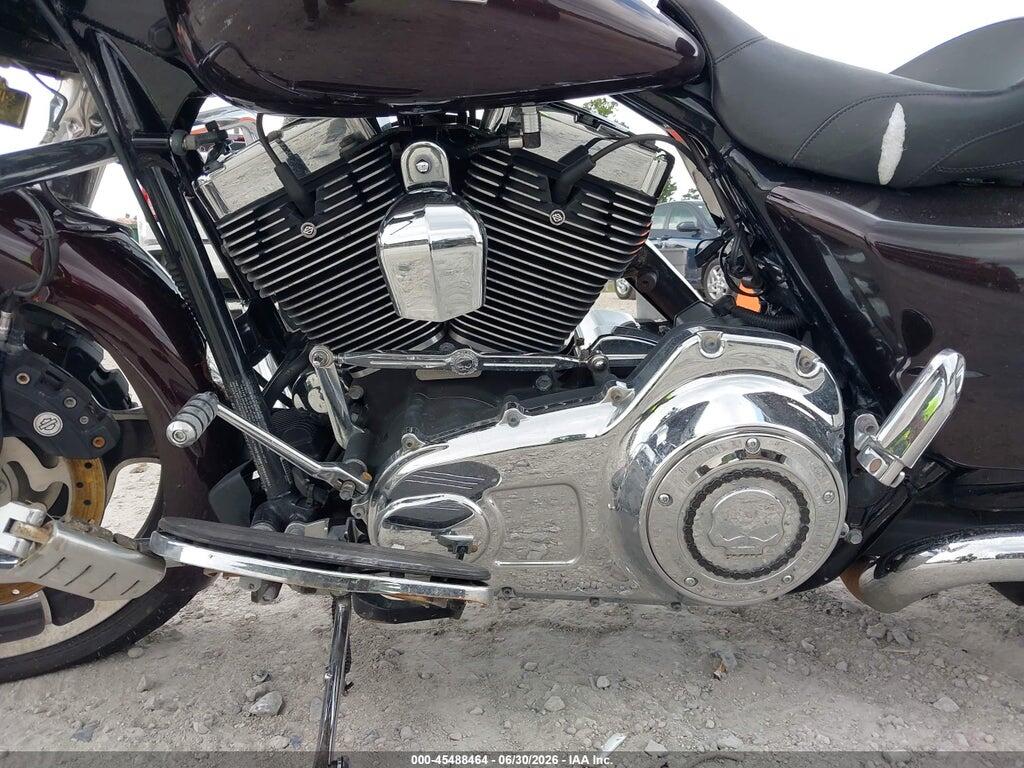 1HD1KBM15BB669660 2011 HARLEY-DAVIDSON FLHX photo no. 9