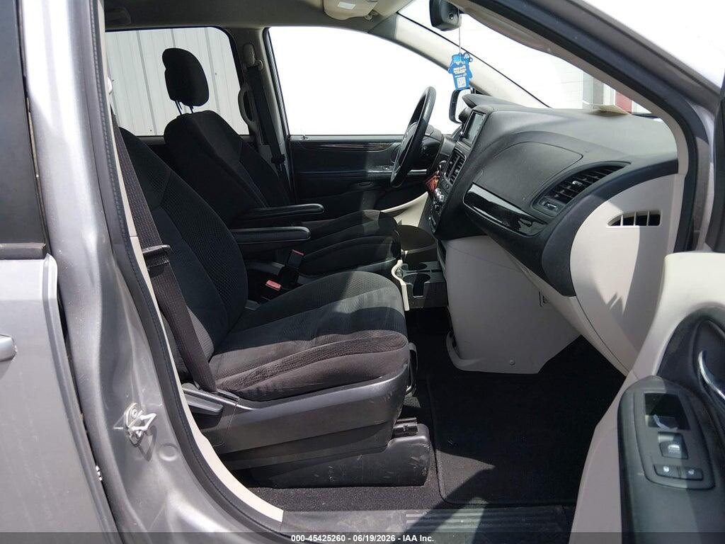 2C4RDGBG6JR318632 2018 DODGE GRAND CARAVAN photo no. 5