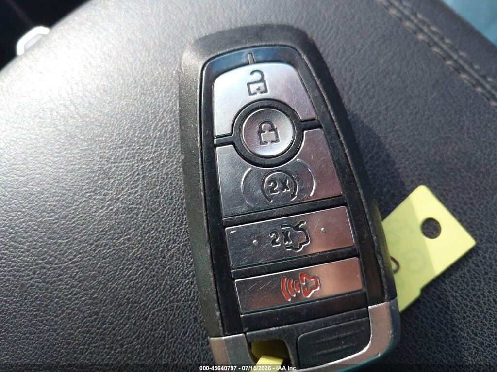 2FMPK4J93HBB83252 2017 FORD EDGE photo no. 11