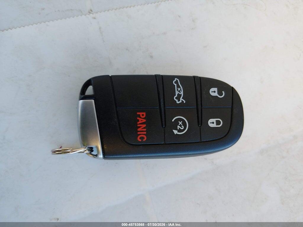 2C3CDZAGXGH221584 2016 DODGE CHALLENGER photo no. 11