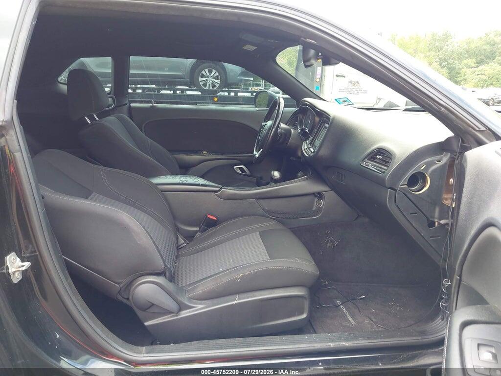 2C3CDZAGXGH274995 2016 DODGE CHALLENGER photo no. 5