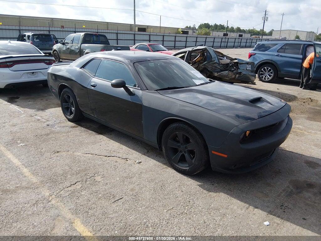 2C3CDZAG8GH137764 2016 DODGE CHALLENGER photo no. 1