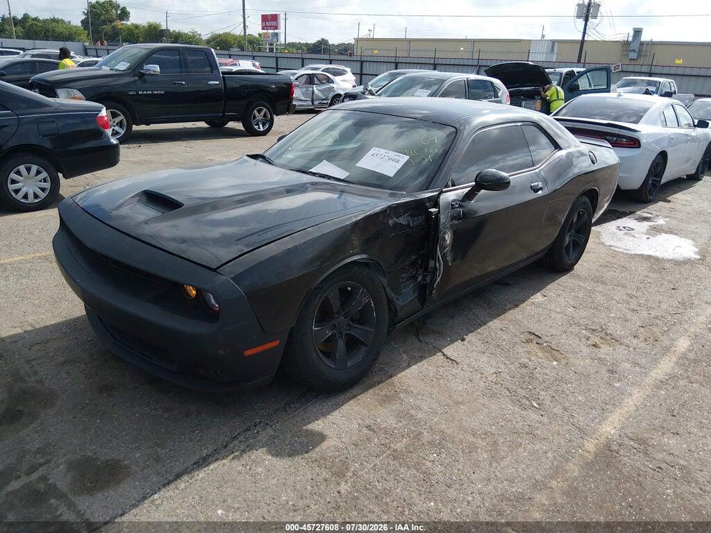 2C3CDZAG8GH137764 2016 DODGE CHALLENGER photo no. 2