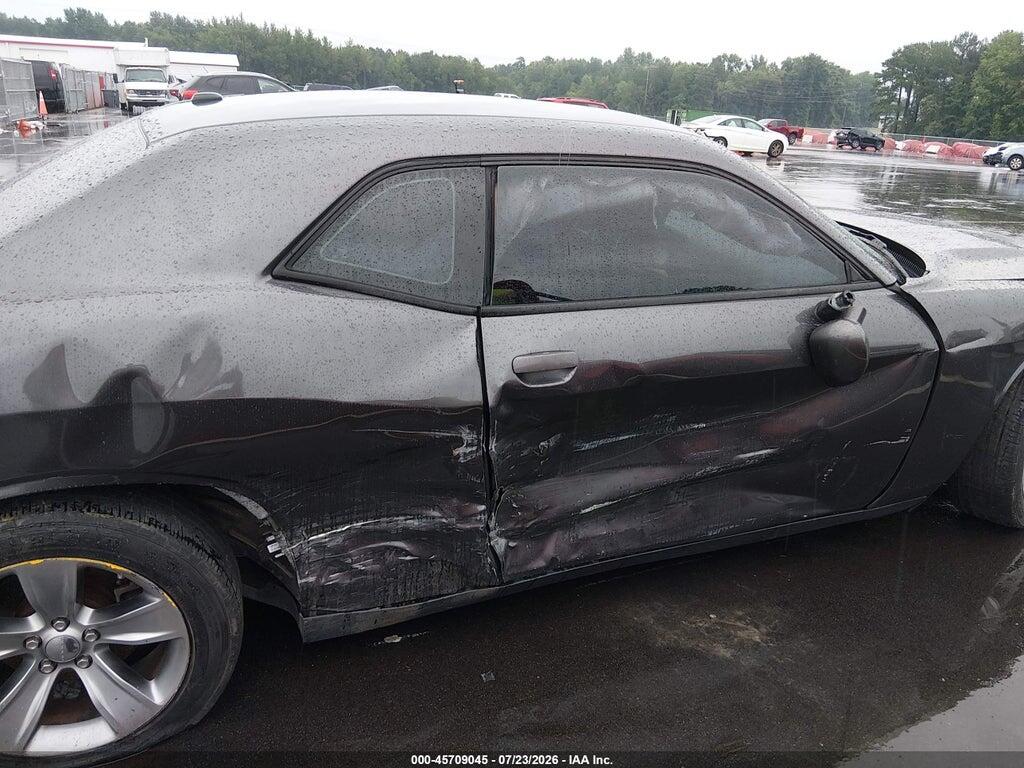 2C3CDZAG2GH107465 2016 DODGE CHALLENGER photo no. 6