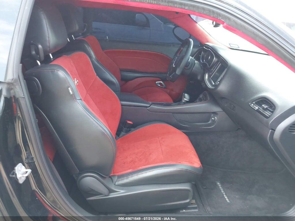 2C3CDZFJ2GH271495 2016 DODGE CHALLENGER photo no. 5