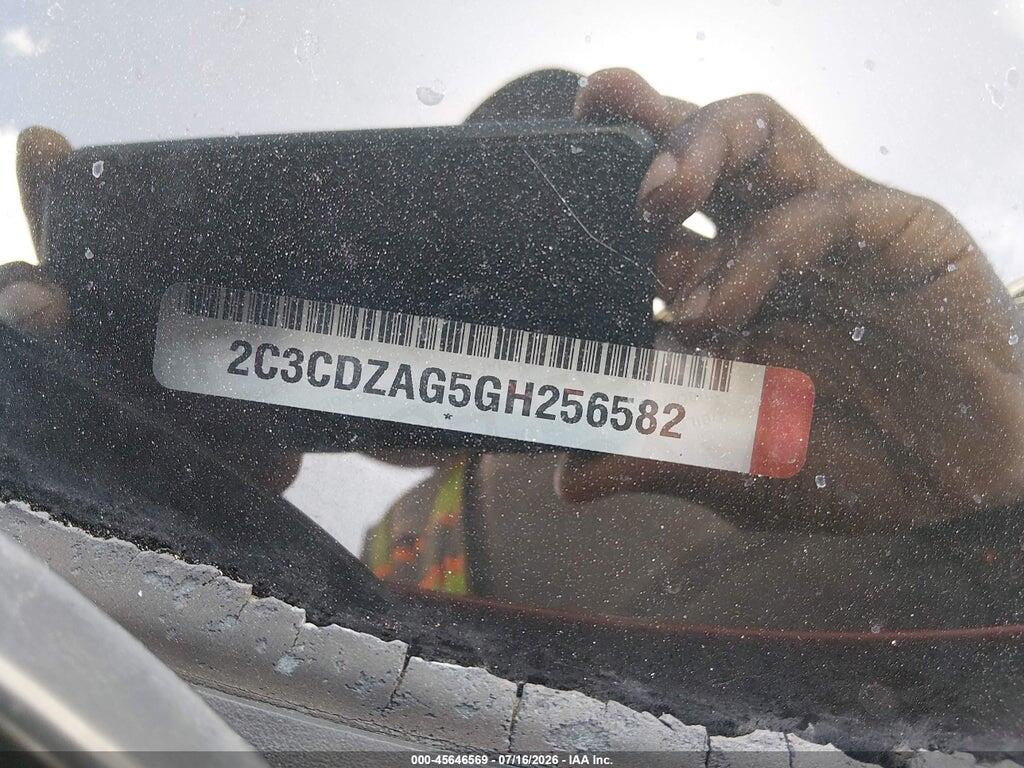 2C3CDZAG5GH256582 2016 DODGE CHALLENGER photo no. 9