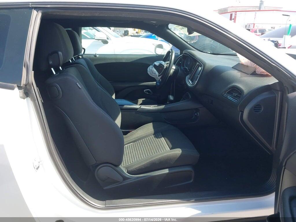 2C3CDZAG7GH354027 2016 DODGE CHALLENGER photo no. 5
