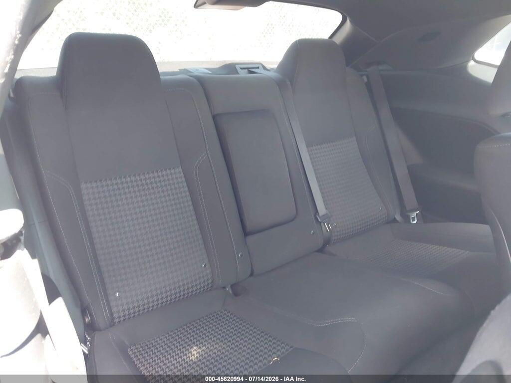 2C3CDZAG7GH354027 2016 DODGE CHALLENGER photo no. 8