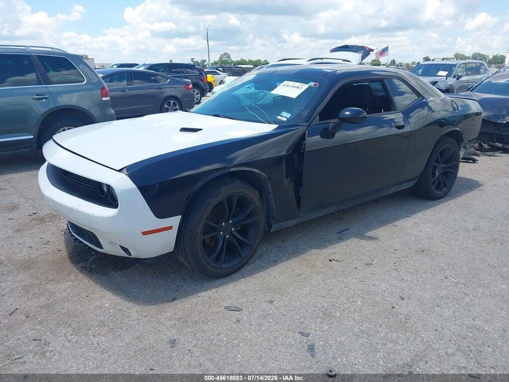 2C3CDZAG6GH279918 2016 DODGE CHALLENGER photo no. 2