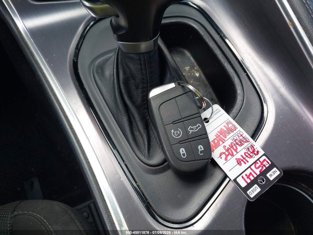 2C3CDZBT3GH168545 2016 DODGE CHALLENGER photo no. 11
