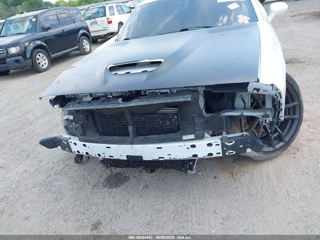 2C3CDZDJ7GH235868 2016 DODGE CHALLENGER photo no. 6