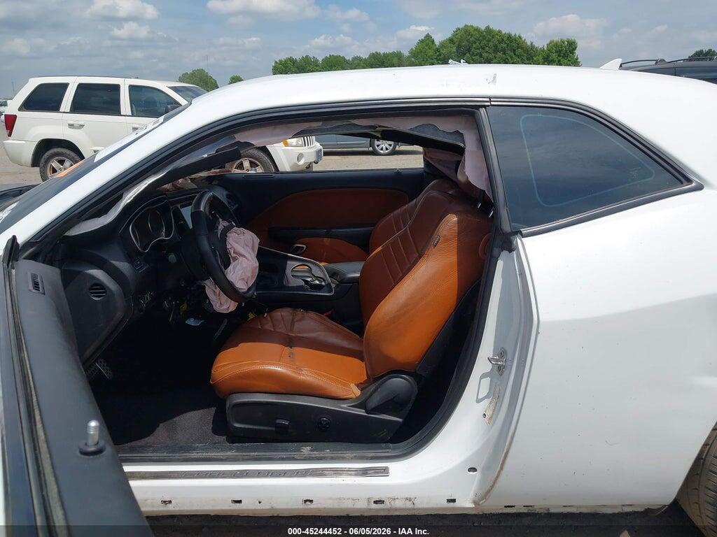 2C3CDZDJ7GH235868 2016 DODGE CHALLENGER photo no. 8