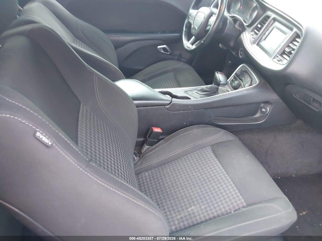 2C3CDZAG9GH289763 2016 DODGE CHALLENGER photo no. 5