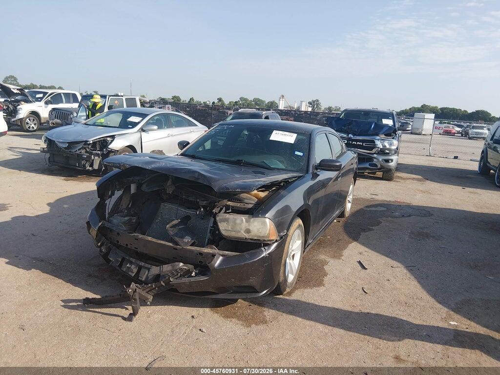 2C3CDXBG9EH187962 2014 DODGE CHARGER photo no. 2