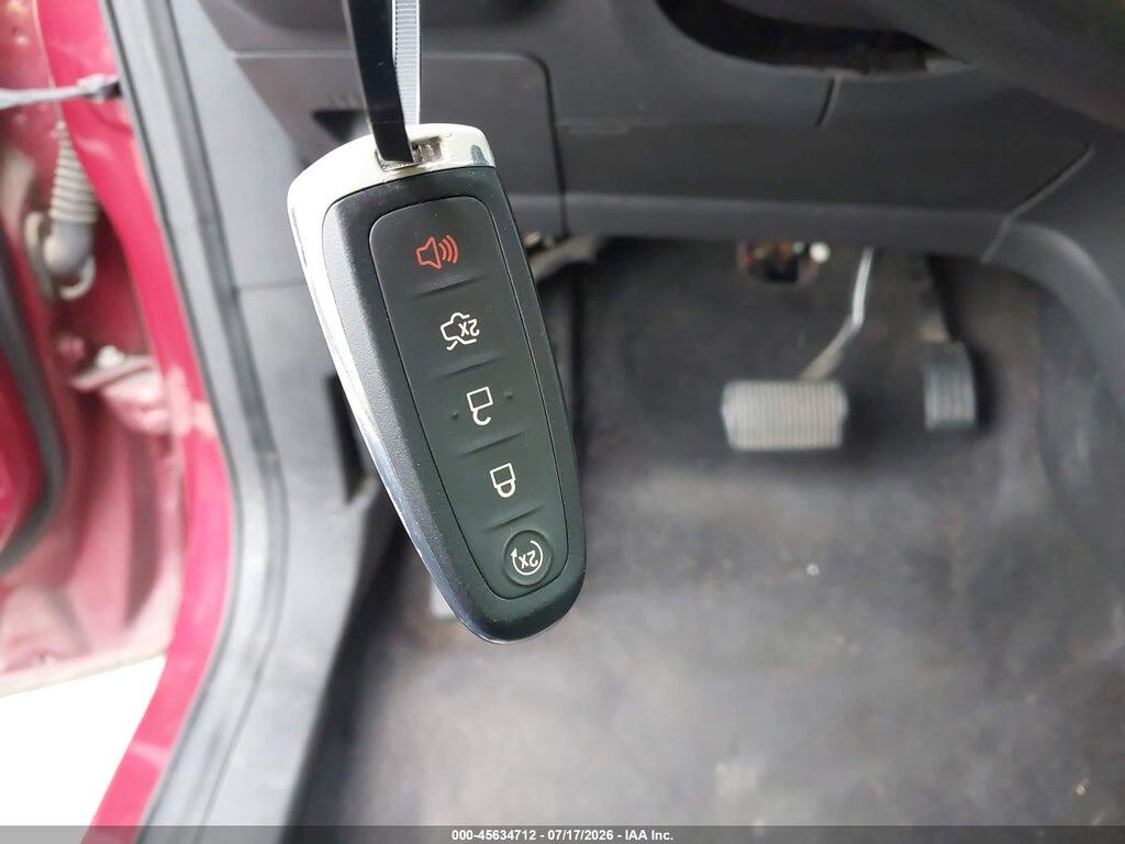 1FMCU0JD8HUB15187 2017 FORD ESCAPE photo no. 11