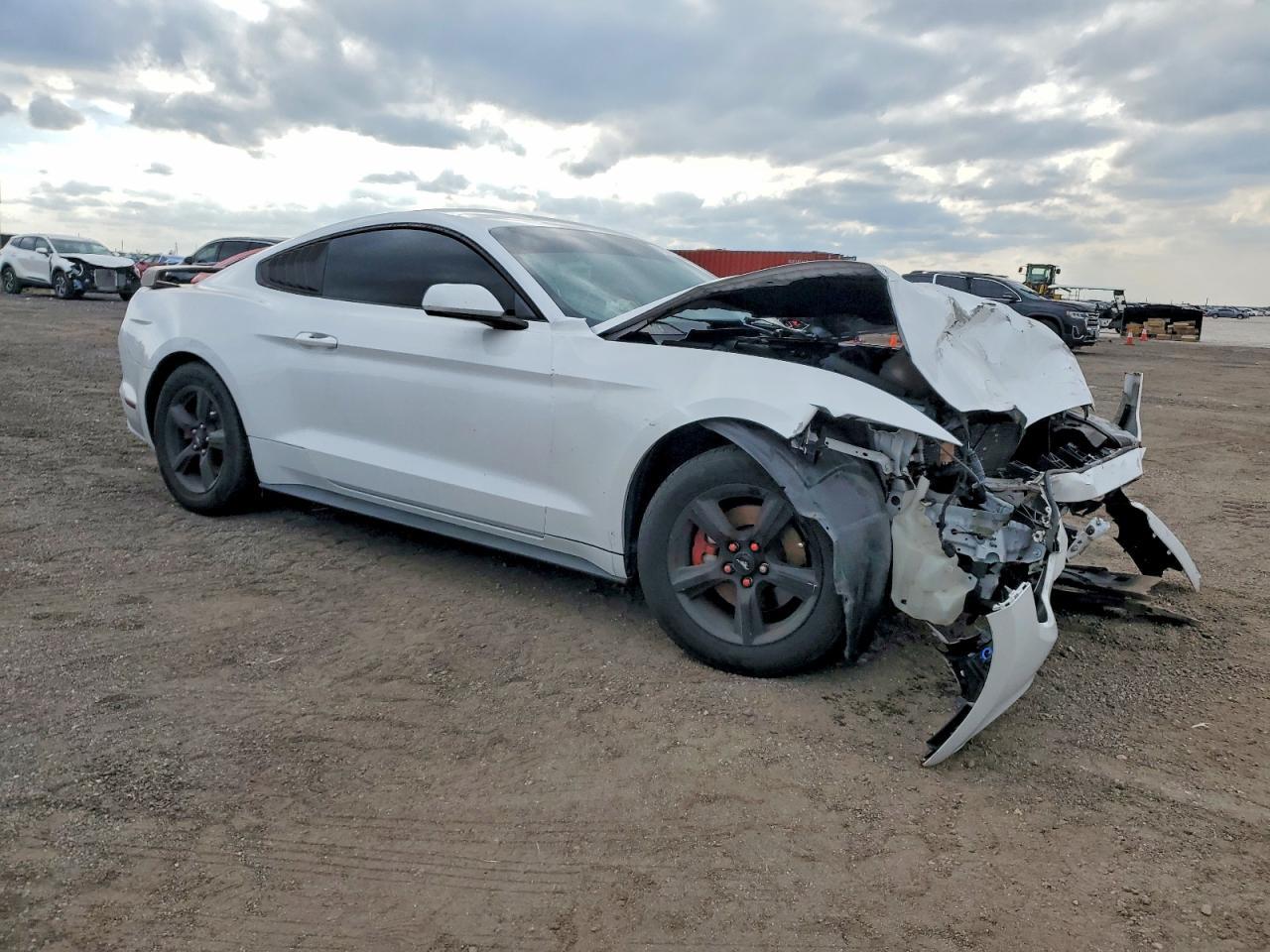 2017 FORD MUSTANG — Фото 4 из 13