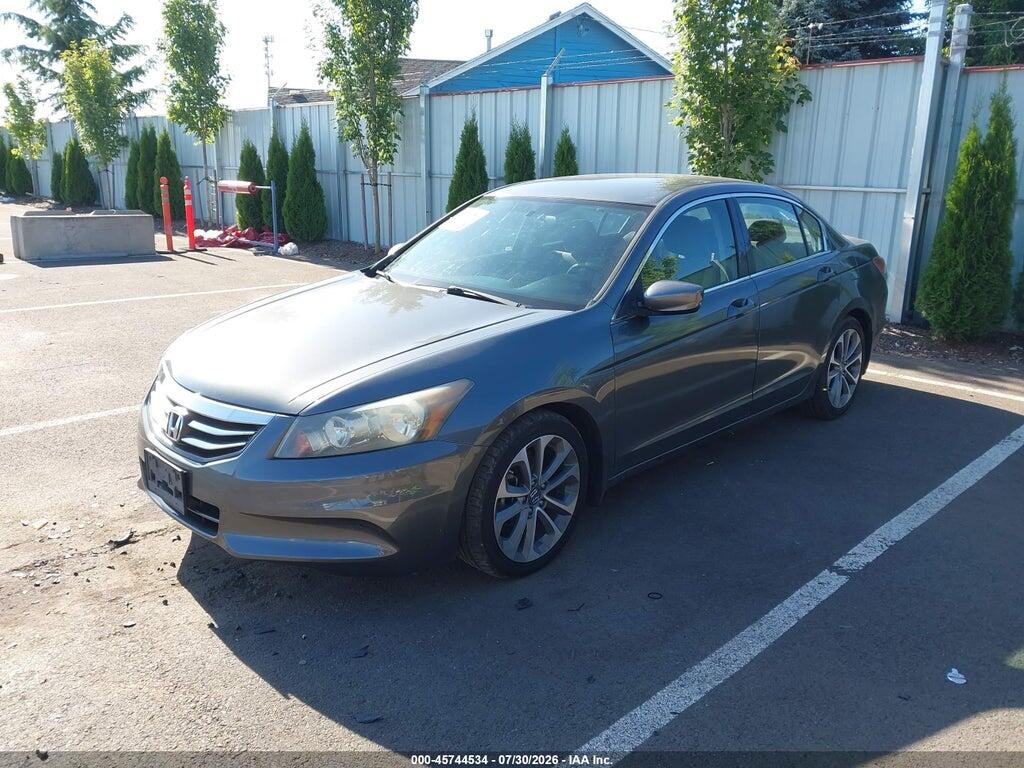 1HGCP2F33BA134750 2011 HONDA ACCORD photo no. 2