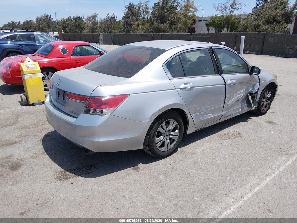 1HGCP2F67BA118464 2011 HONDA ACCORD photo no. 4