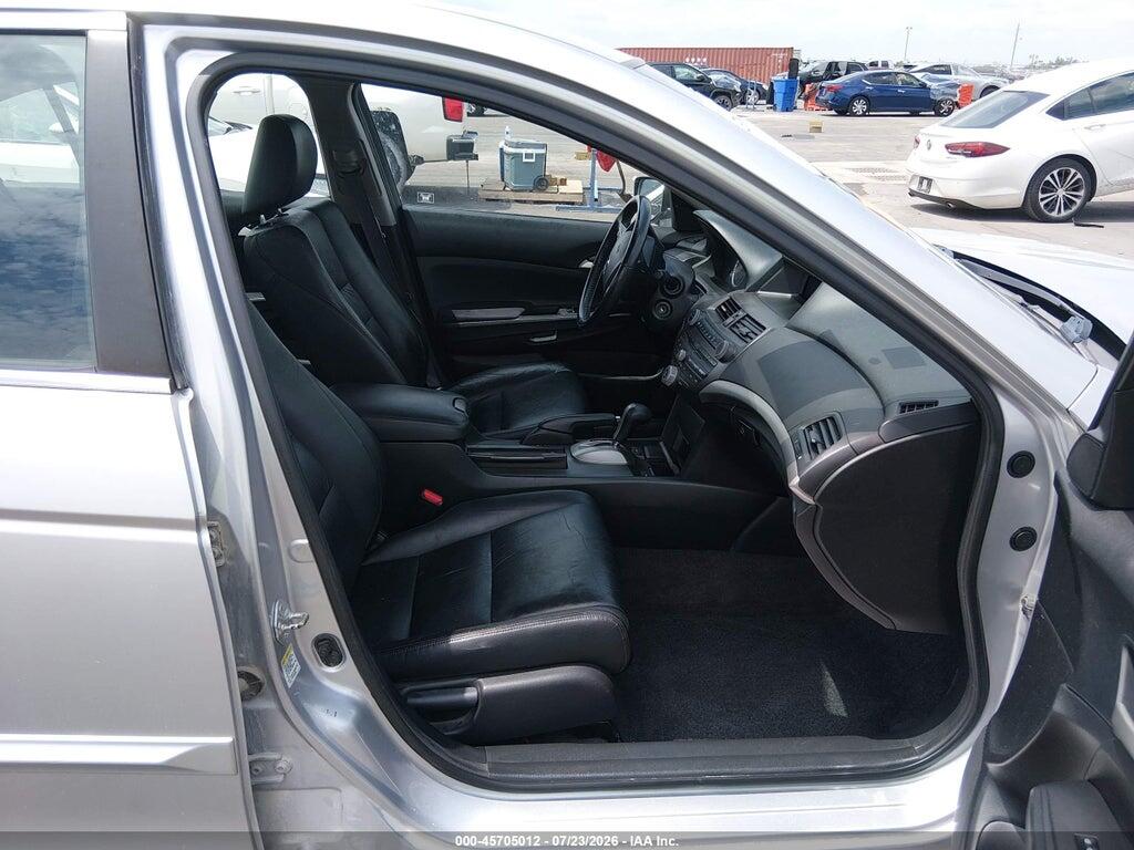 1HGCP2F69BA030208 2011 HONDA ACCORD photo no. 4