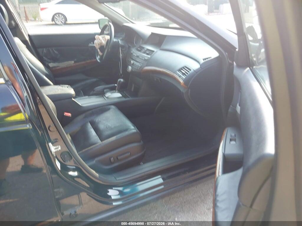 1HGCP3F8XBA026000 2011 HONDA ACCORD photo no. 5