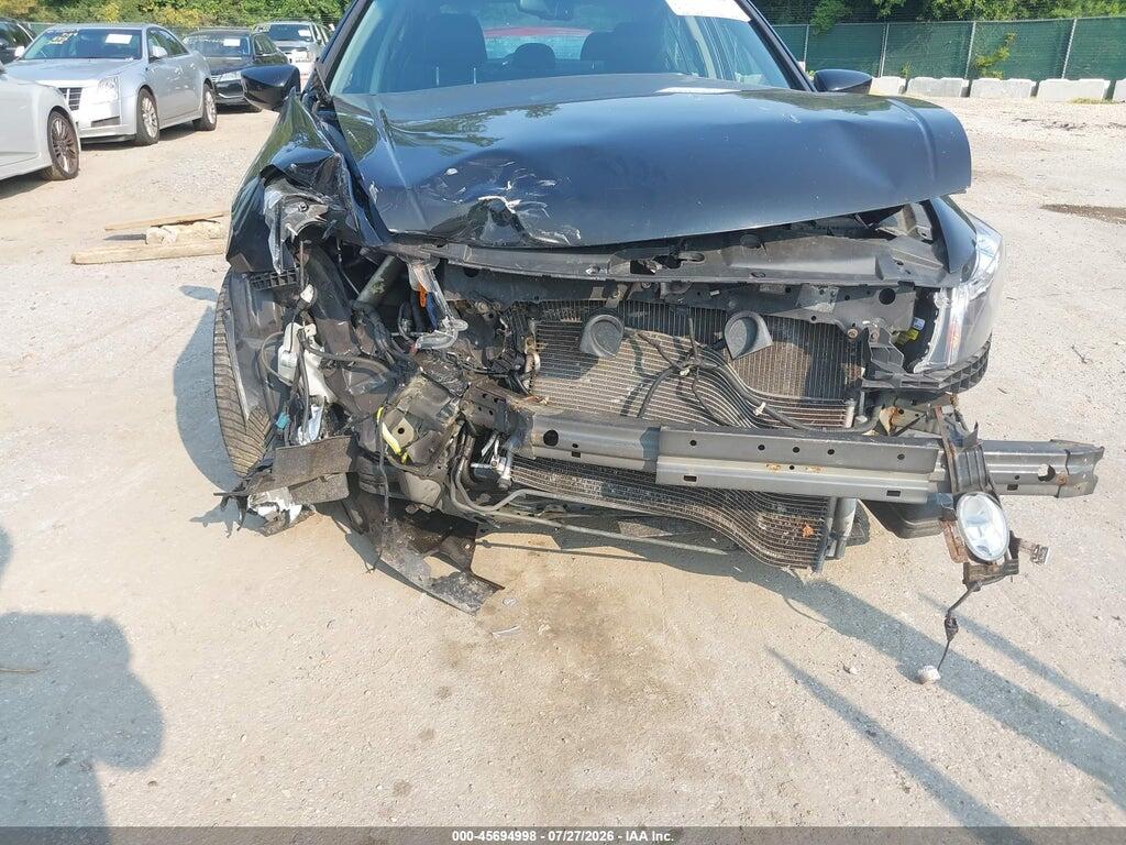 1HGCP3F8XBA026000 2011 HONDA ACCORD photo no. 6