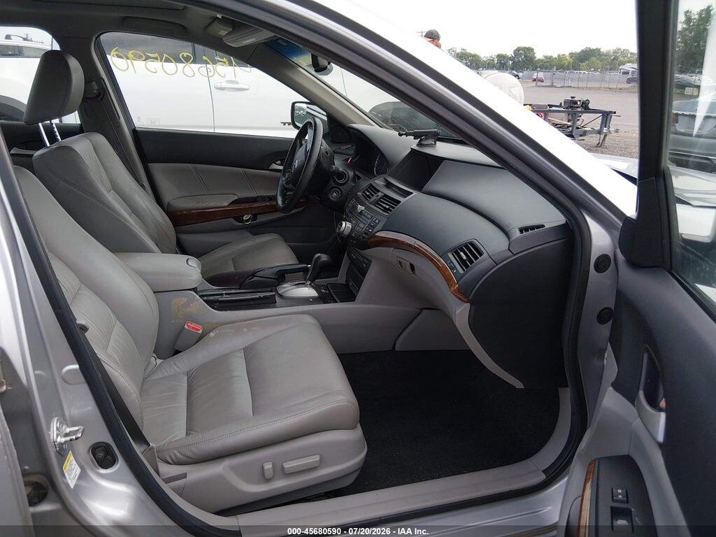 1HGCP3F82BA010633 2011 HONDA ACCORD photo no. 5