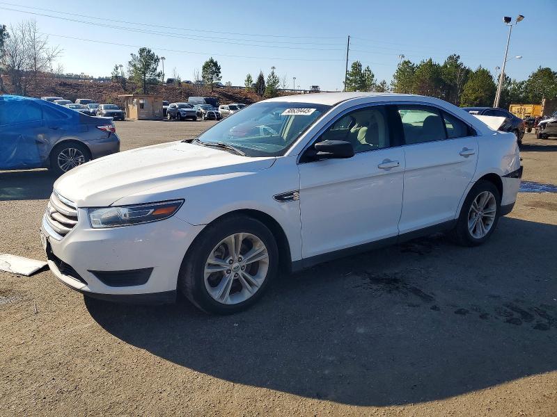 2017 FORD TAURUS SE