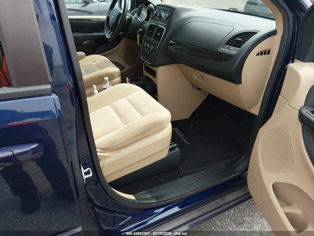2C4RDGBG2GR114922 2016 DODGE GRAND CARAVAN photo no. 5