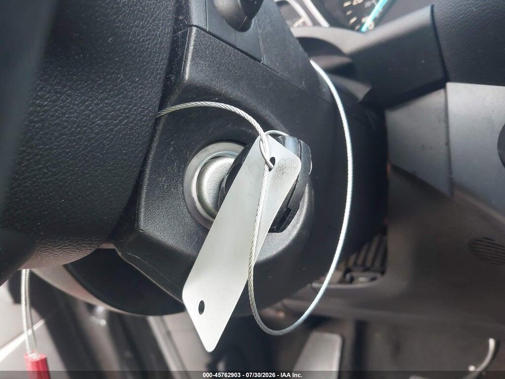 1FMCU0F75HUD41562 2017 FORD ESCAPE photo no. 11