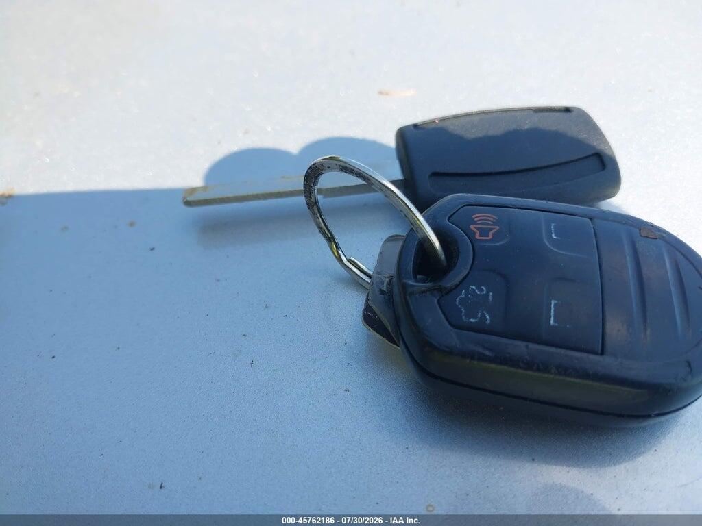 1FMCU0GD3HUB23947 2017 FORD ESCAPE photo no. 11