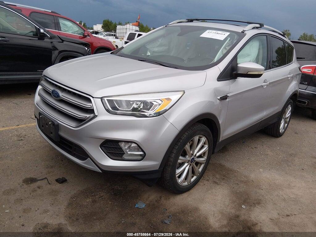 1FMCU9J93HUD36941 2017 FORD ESCAPE photo no. 2