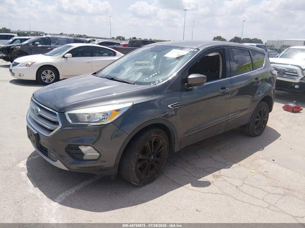 1FMCU0GD0HUF06860 2017 FORD ESCAPE photo no. 2