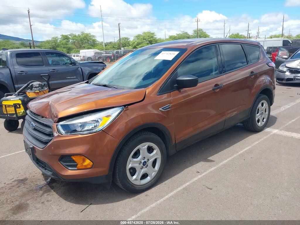 1FMCU0F70HUC14718 2017 FORD ESCAPE photo no. 2