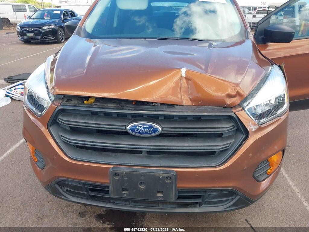 1FMCU0F70HUC14718 2017 FORD ESCAPE photo no. 6