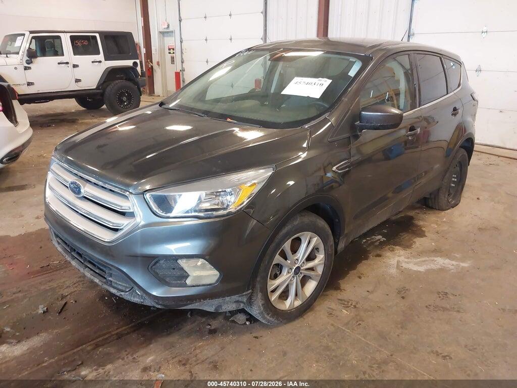 1FMCU9GD4HUE49079 2017 FORD ESCAPE photo no. 2