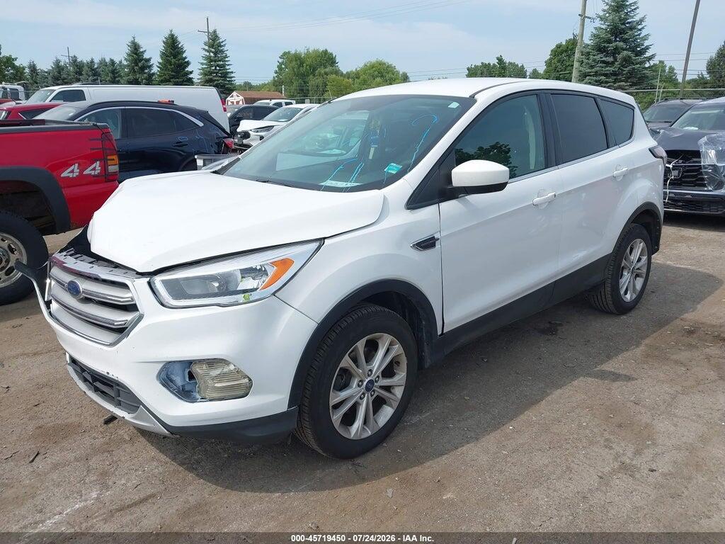 1FMCU0GD6HUD17890 2017 FORD ESCAPE photo no. 2