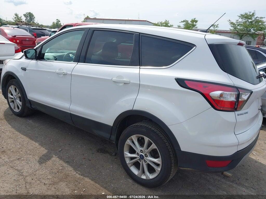 1FMCU0GD6HUD17890 2017 FORD ESCAPE photo no. 3