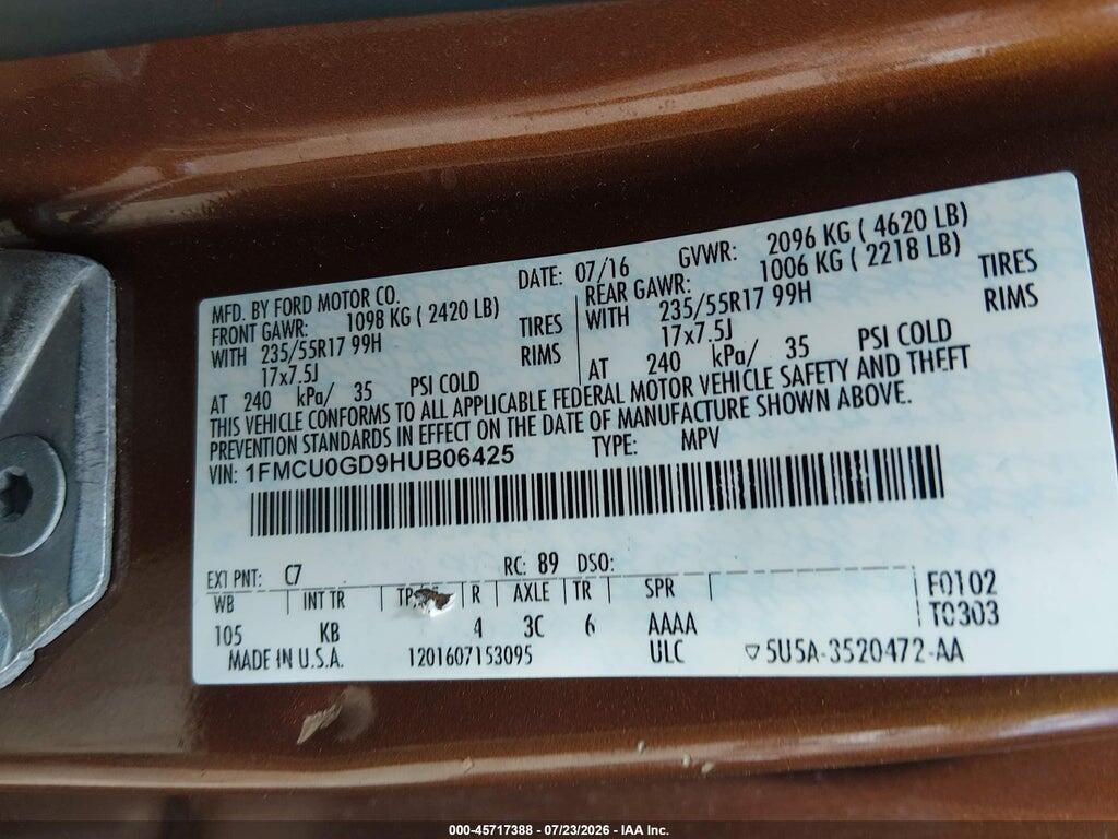 1FMCU0GD9HUB06425 2017 FORD ESCAPE photo no. 9