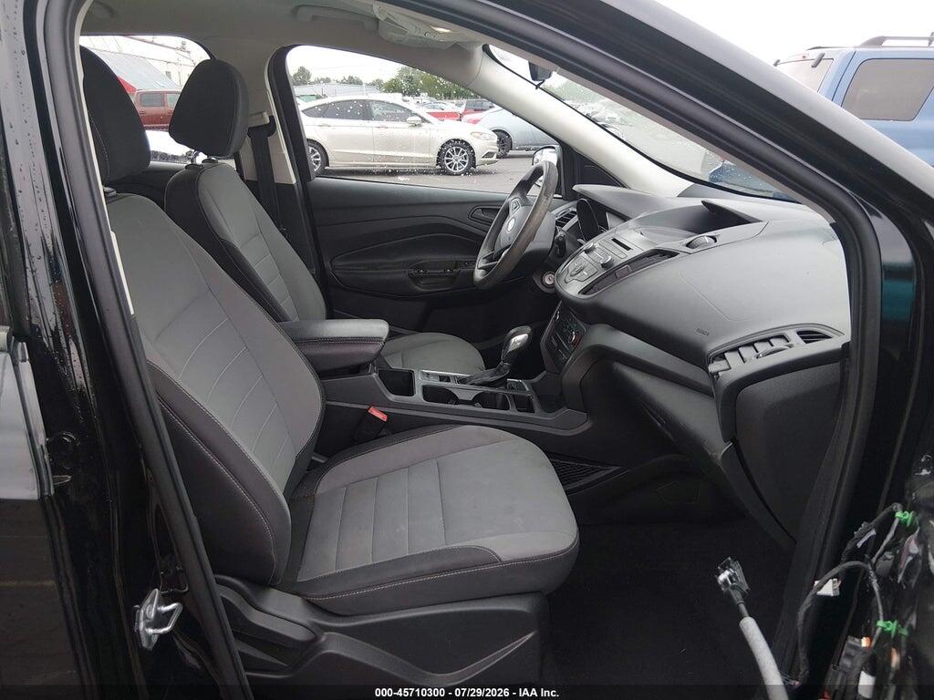 1FMCU0F7XHUD53626 2017 FORD ESCAPE photo no. 5