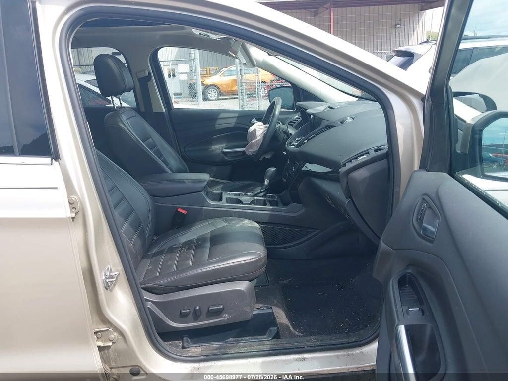 1FMCU9J90HUB13756 2017 FORD ESCAPE photo no. 5
