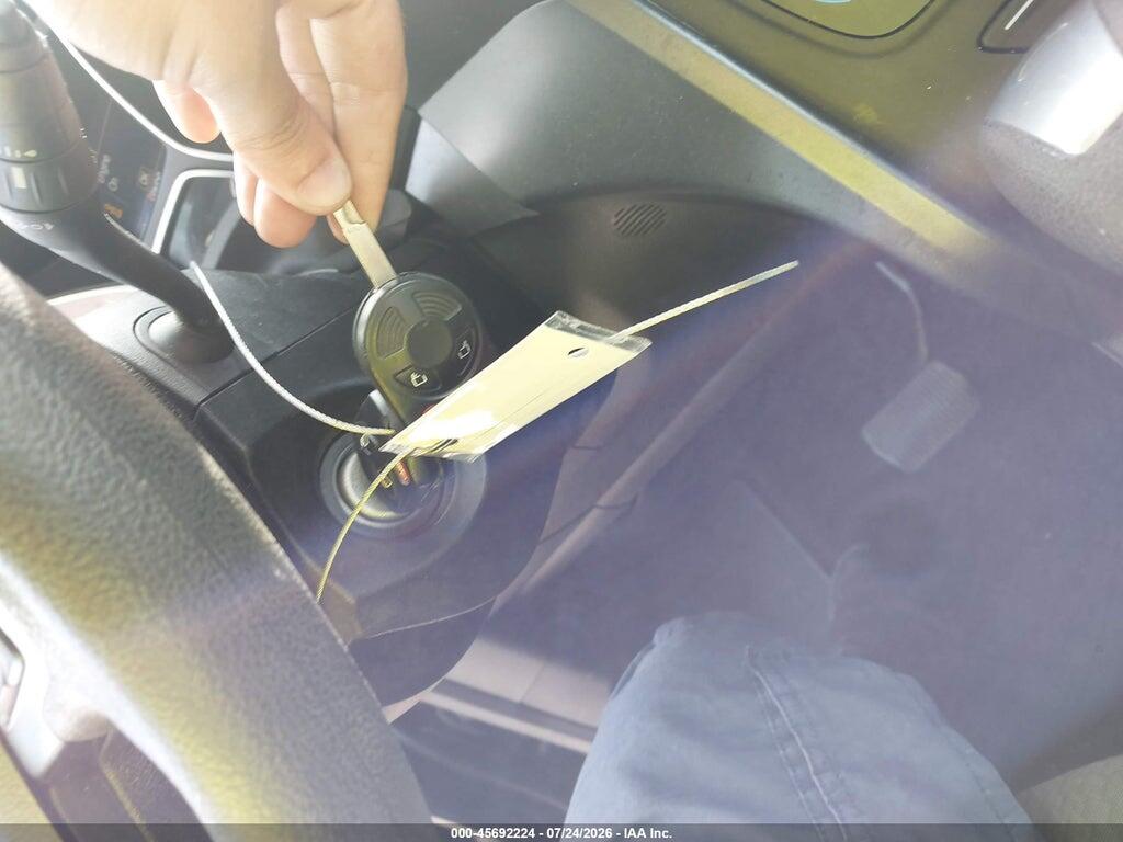 1FMCU0G99HUB91827 2017 FORD ESCAPE photo no. 11