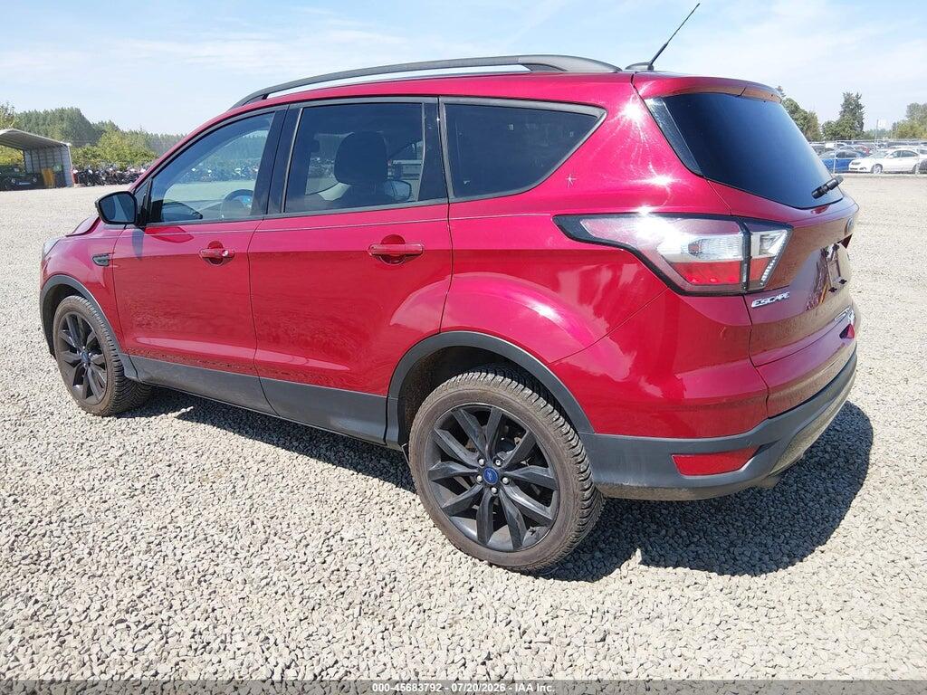 1FMCU9J98HUC22921 2017 FORD ESCAPE photo no. 3