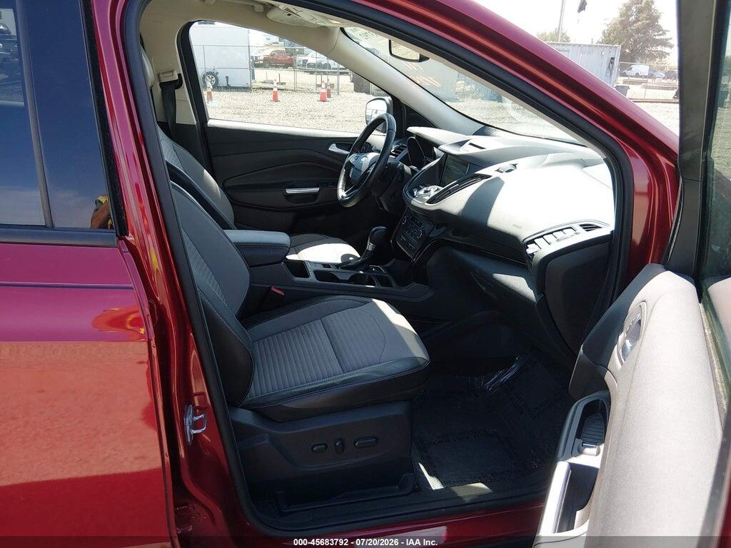 1FMCU9J98HUC22921 2017 FORD ESCAPE photo no. 5
