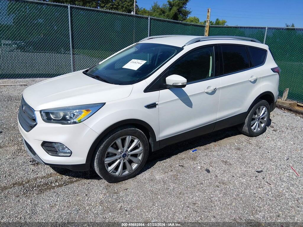 1FMCU0J98HUB40649 2017 FORD ESCAPE photo no. 2